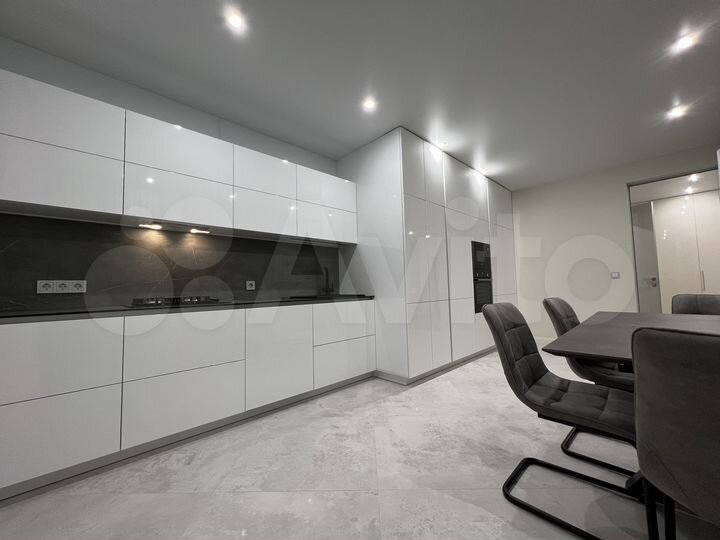 3-к. квартира, 127 м², 11/15 эт.