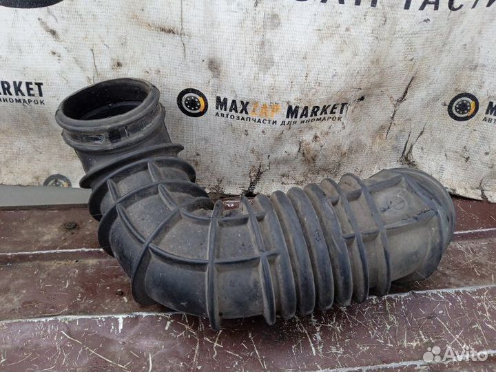 Патрубок воздушного фильтра Ford Focus 1 1998 б/у