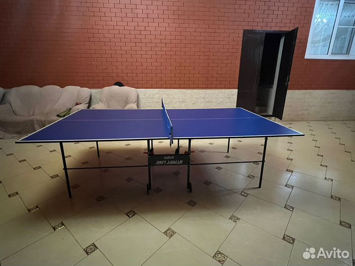 Теннисный стол