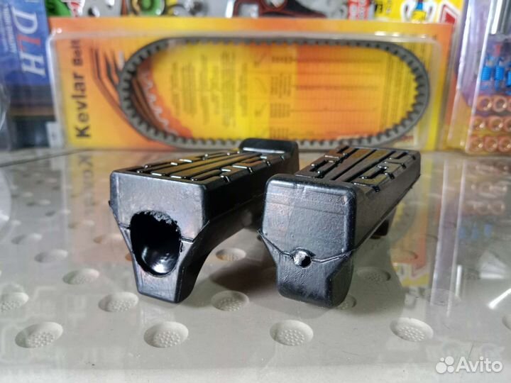 Подножки водителя на мотоцикл