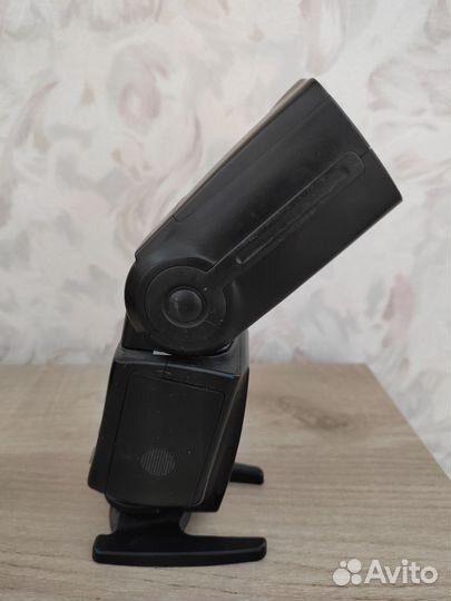 Фотовспышка yn 560