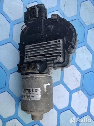 Моторчик стеклоочистителя передний 7L0955119F