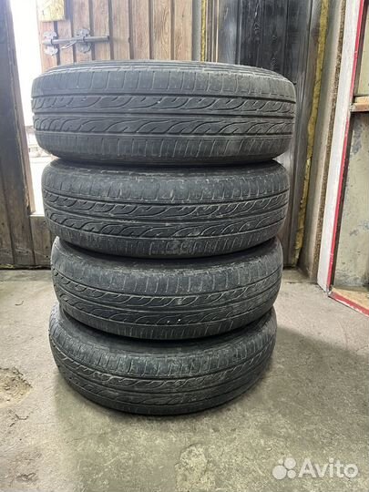 Dunlop Enasave EC202 17.5/70 R14
