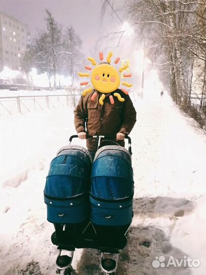 Коляска для двойни