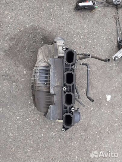 Впускной коллектор J24B