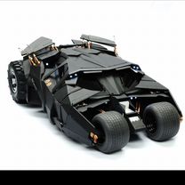 Hot Toys TDK Batmobile MMS69