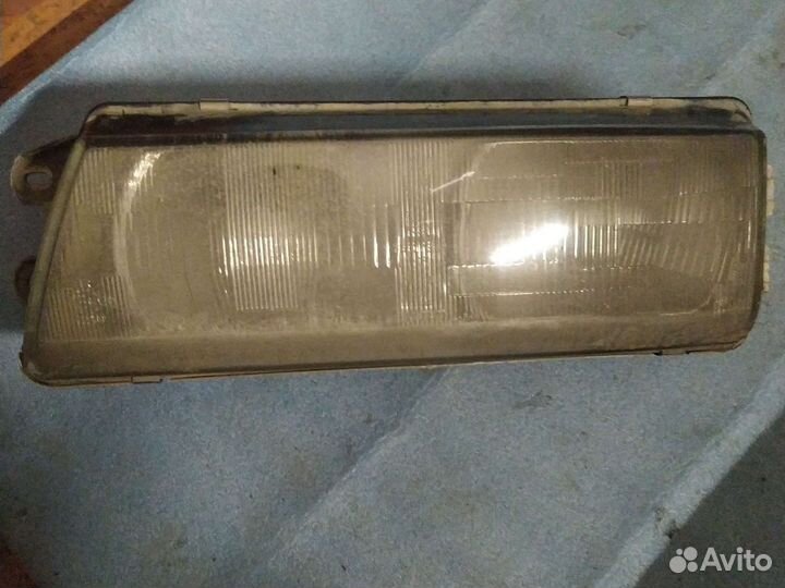 Фара левая Mitsubishi Galant E3