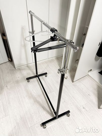 Вешалка напольная