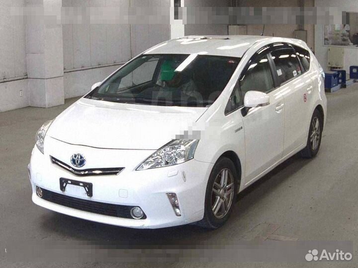 Крепление бампера переднее левое Toyota Prius