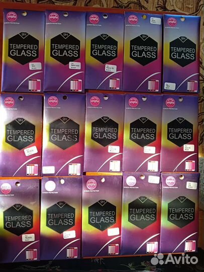 Защитное стекла на телефон