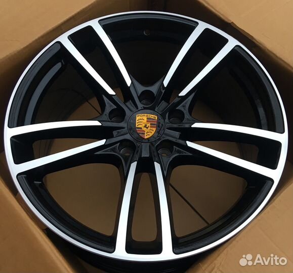 Диски на Audi Ауди Q7 (до 2016 г.в.) R21