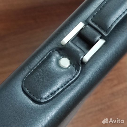 Портфель унисекс новый