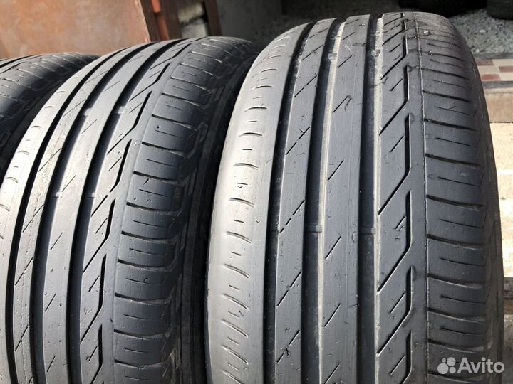 Bridgestone Turanza T001 205/55 R16