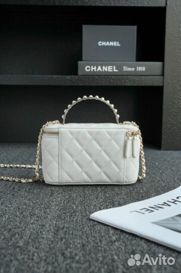 Сумка chanel vanity 16 белая