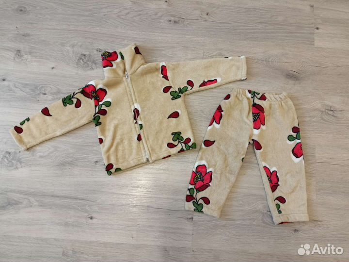 Толстовка для девочки