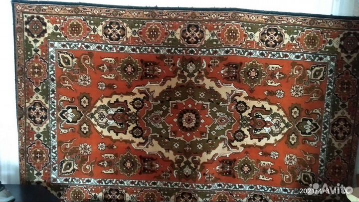 Ковер шерстяной