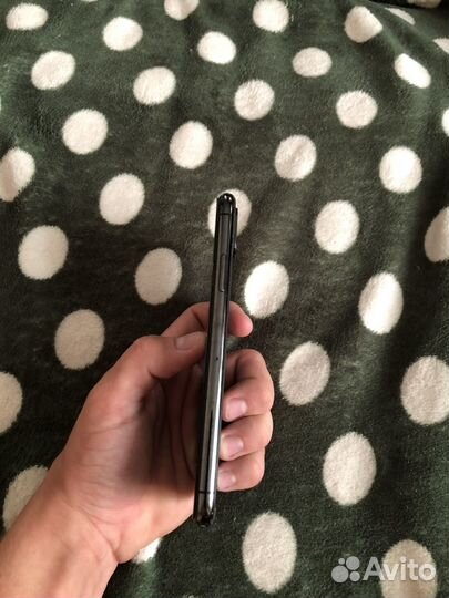 Телефон iPhone x 64