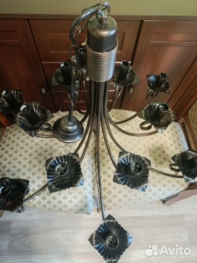 Люстра кованая бронзовая. Высота 95 см, диаметр 80