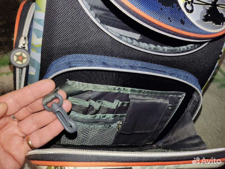 Ранец школьный1-5 класс с усиленным нат кожей дном