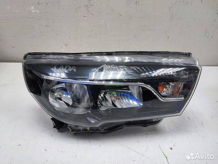 Фара правая LADA vesta