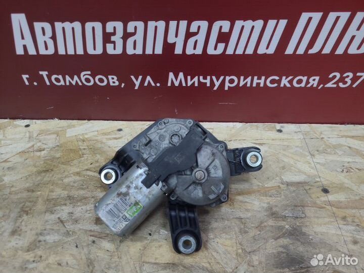 Мотор стеклоочистителя задний Opel Corsa D