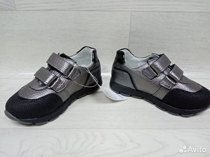 Новые полуботинки Bottilini раз. 26,27,28,29,30,31