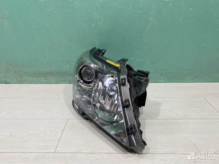 Фара правая Lexus LX 3 LX570 J200 (2007-2012)