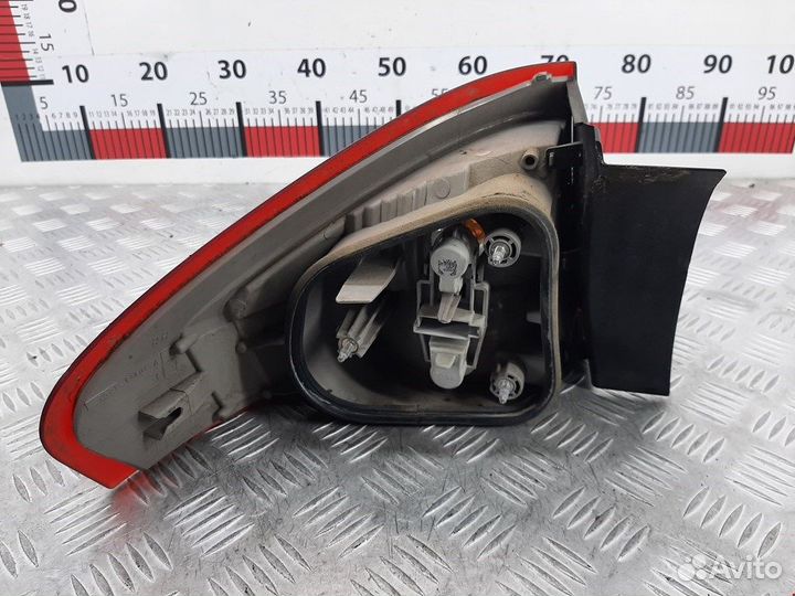 Фонарь задний для Ford Mondeo 4 1523730