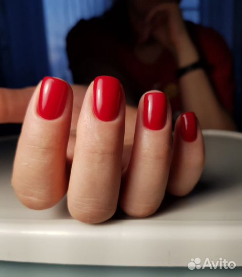 Модель на маникюр