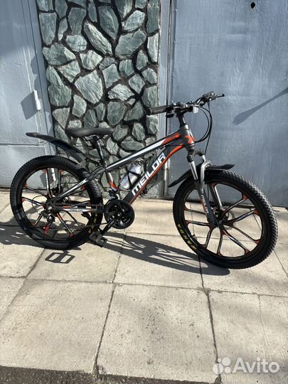 Подростковый велосипед на литье новый