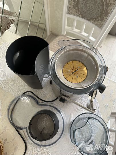 Продам соковыжималку