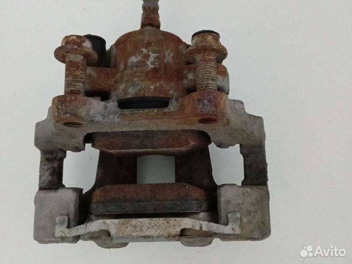 Суппорт тормозной 20/300 F32 F33 F36