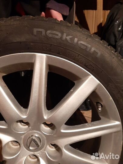 Nokian Tyres Hakkapeliitta 8 215/55 R17