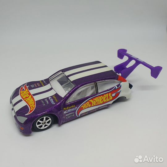 Hot wheels TH и 100%