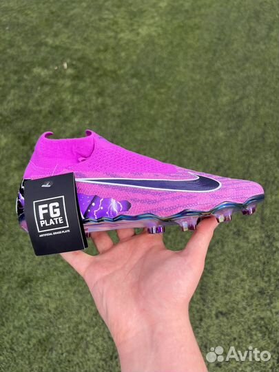 Бутсы Nike Phantom GX