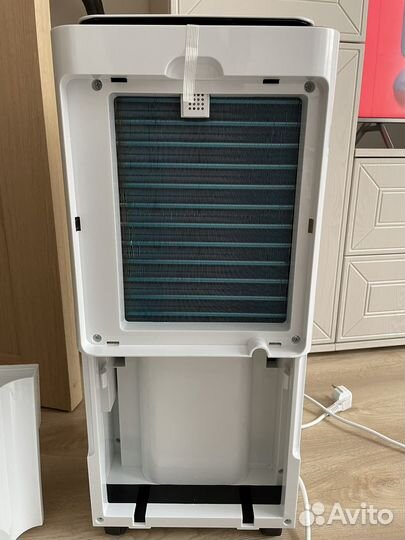 Осушитель воздуха Electrolux EDH-25L