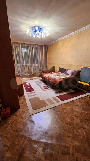 3-к. квартира, 81,4 м², 3/5 эт.