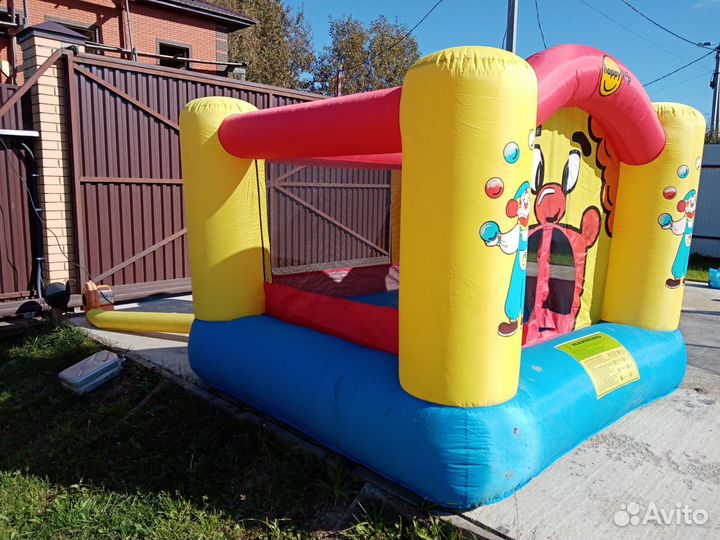 Надувной игровой центр