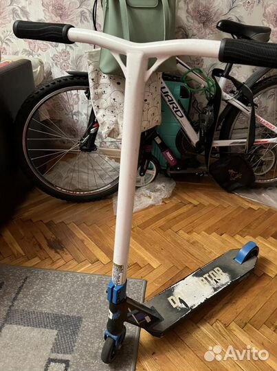 Трюковой самокат