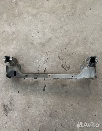 Телевизор (нижняя часть) Nissan primera p11