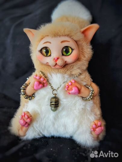 Котик игрушка в смешанной технике