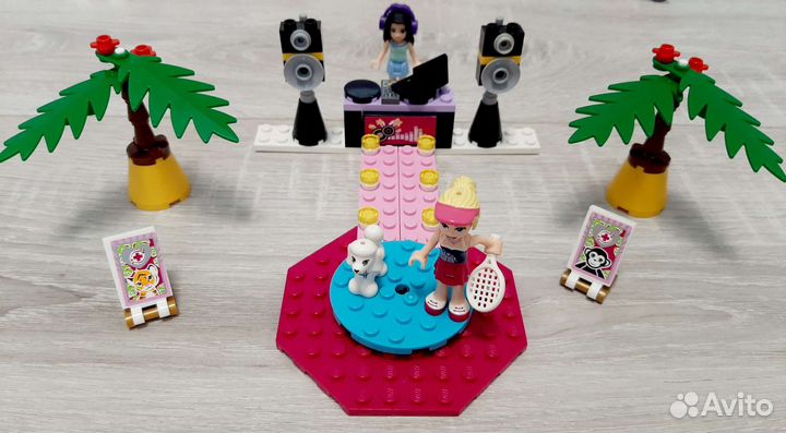 Конструктор lego Friends Хартлейк City, оригинал