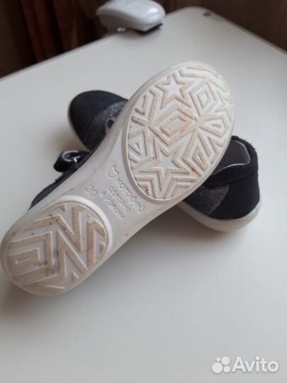 Туфли для девочки 30 р