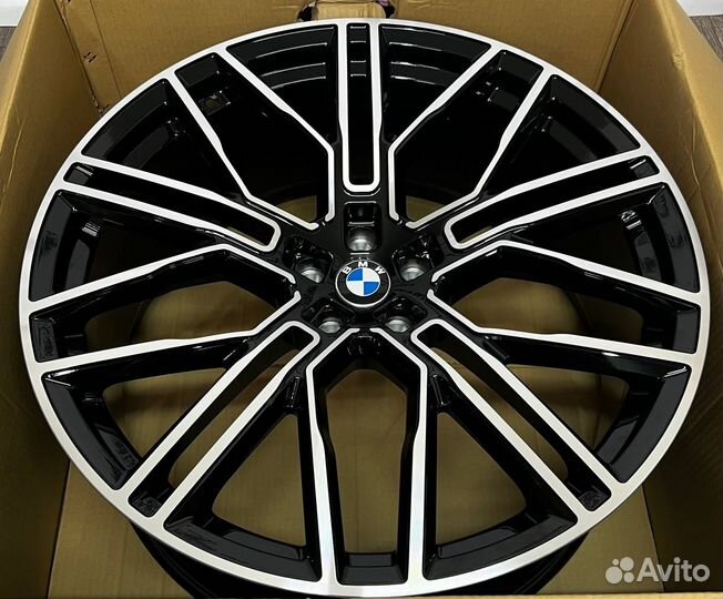 Кованые диски на BMW X6 G06 R22