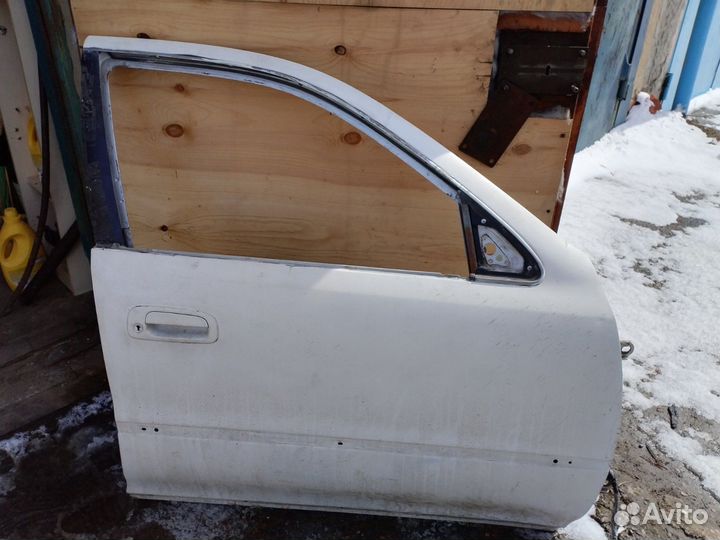 Дверь Toyota Cresta