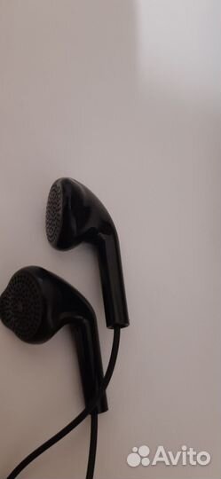 Проводные наушники samsung