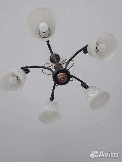 Люстра потолочная