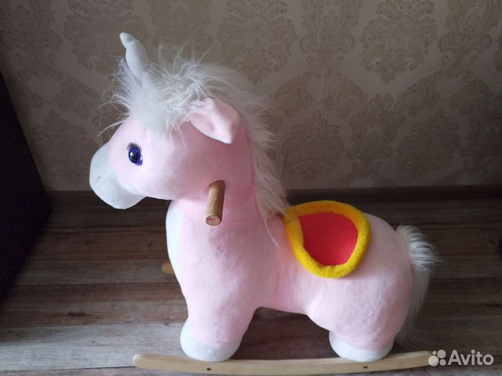 Детская игрушка качалка лошадка