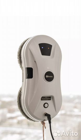 Робот для мытья окон