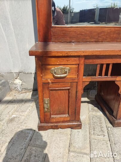 Зеркало старинное